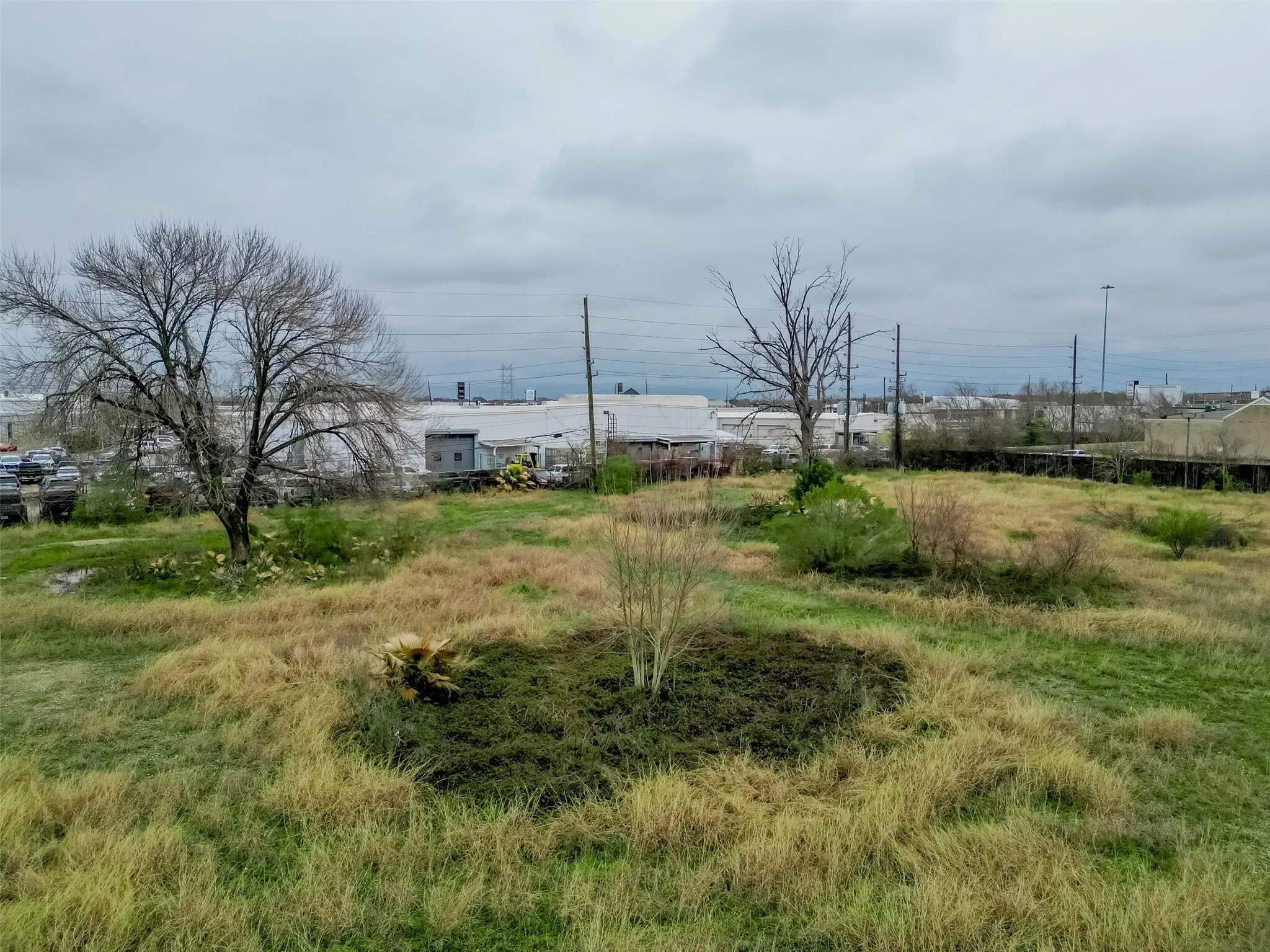 Exterior photo 5