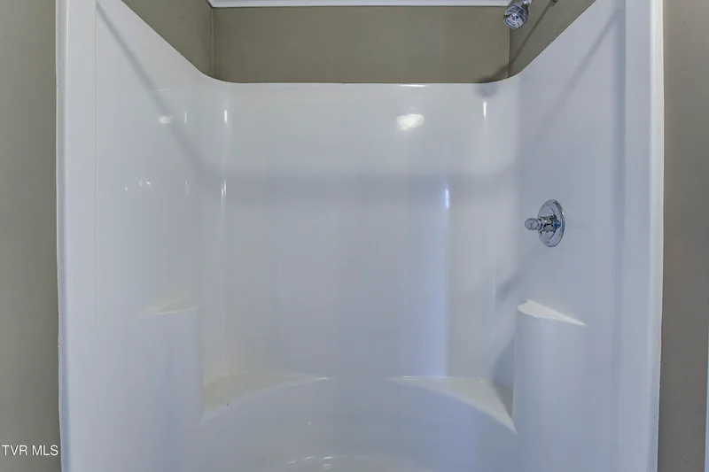 9 Carriage Court, Johnson City, TN 37604, Johnson City, Tennessee, United States. - Photo 54