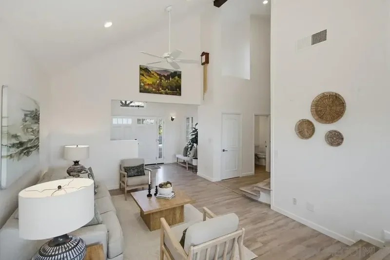 12835 Via Caballo Rojo, San Diego, CA 92129, San Diego, California, United States. - Photo 46