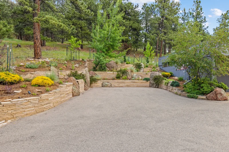 271 Anemone Dr , Boulder, CO 80302, Boulder, Colorado, United States. - Photo 51