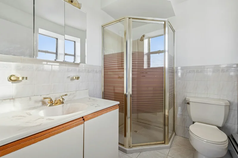 -29 QUEENS BOULEVARD, New York, New York, United States. - Photo 10