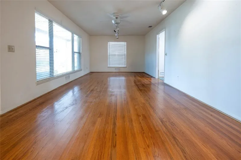 6660 Santa Anita Drive , Dallas, TX 75214, Dallas, Texas, United States. - Photo 12