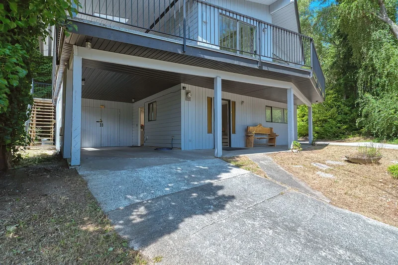 5713 Salmon Drive, Sechelt, BC V0N 3A0, Sechelt, British Columbia, Canada. - Photo 5