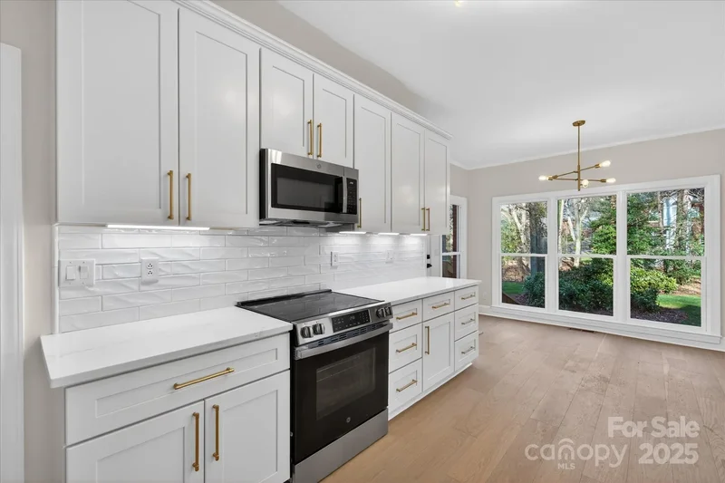 10409 Balmoral Circle, Charlotte, NC 28210, Charlotte, North Carolina, United States. - Photo 16