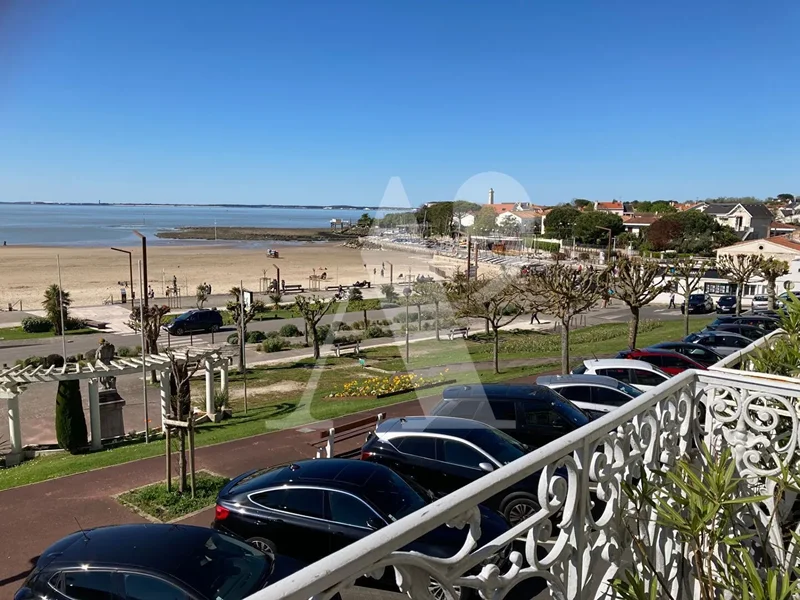 Saint-Georges-de-Didonne, Nouvelle-Aquitaine, France. - Photo 2