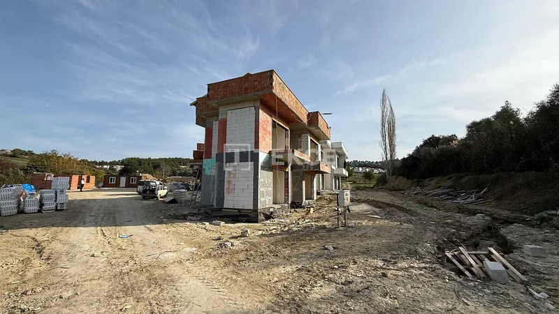 Villas with Pools Close to the Beach in Kuşadası