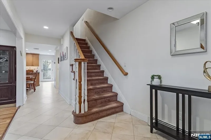 366 McKinley Boulevard, Paramus, NJ 07652, Paramus, New Jersey, United States. - Photo 18