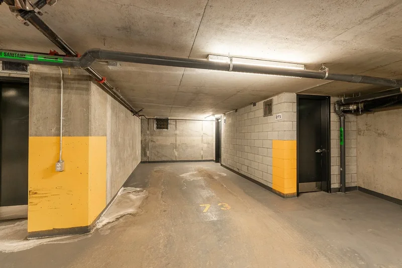 405 Rue de la Concorde, Apt. PH3101, Montreal, QC H3A0H1, Montreal, Quebec, Canada. - Photo 25
