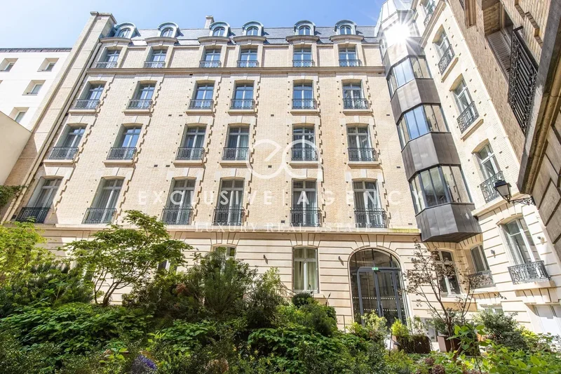 Paris, Île-de-France, France. - Photo 1