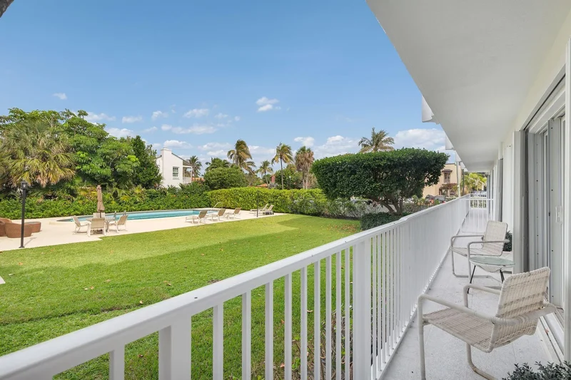 350 S Ocean Boulevard 107, Palm Beach, Florida, United States. - Photo 14