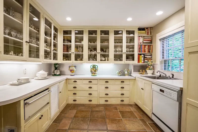 65 Essex Rd, Newton, MA, USA, Brookline, Massachusetts, United States. - Photo 4