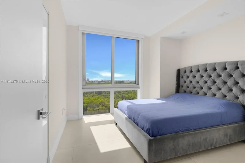 16385 Biscayne Blvd 1221, Golden Beach, Florida, United States. - Photo 21