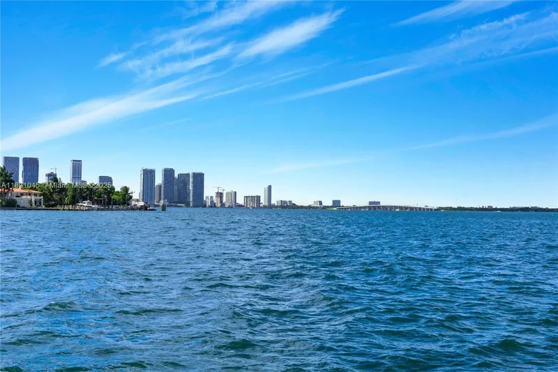 444 W Rivo Alto Dr, Miami Beach, Florida, United States. - Photo 15
