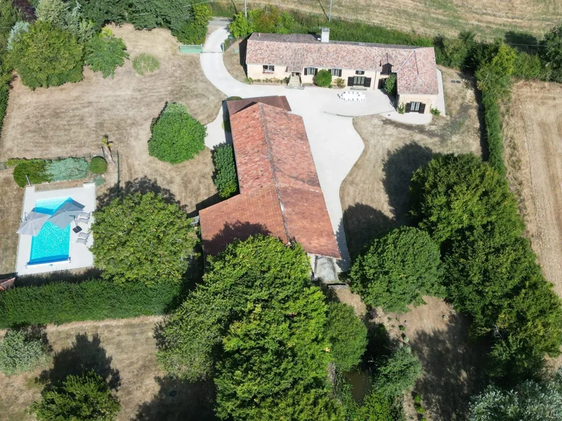 Lourties-Monbrun, Lourties-Monbrun, Lourties-Monbrun, Occitanie, France. - Photo 8