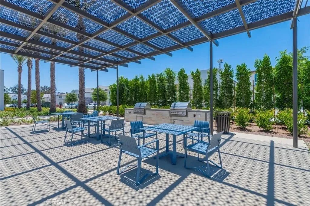 220 Holliston, Lake Forest, California, United States. - Photo 41