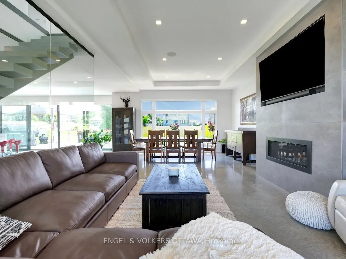 Gallery photo 4