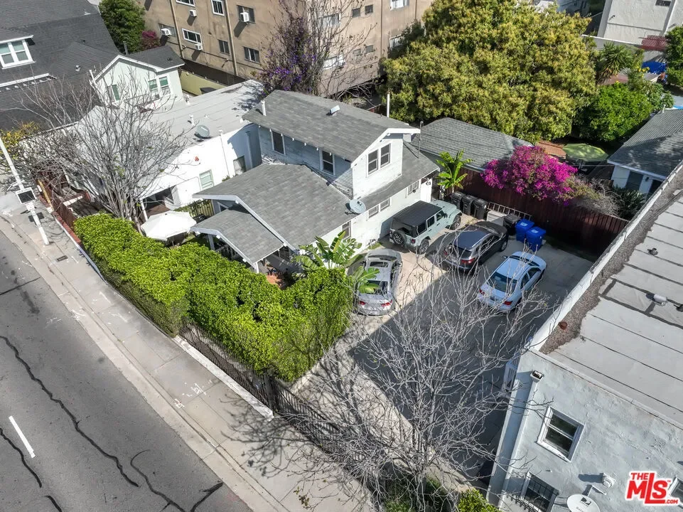 7401 Fountain Avenue, Los Angeles, California, United States. - Photo 6