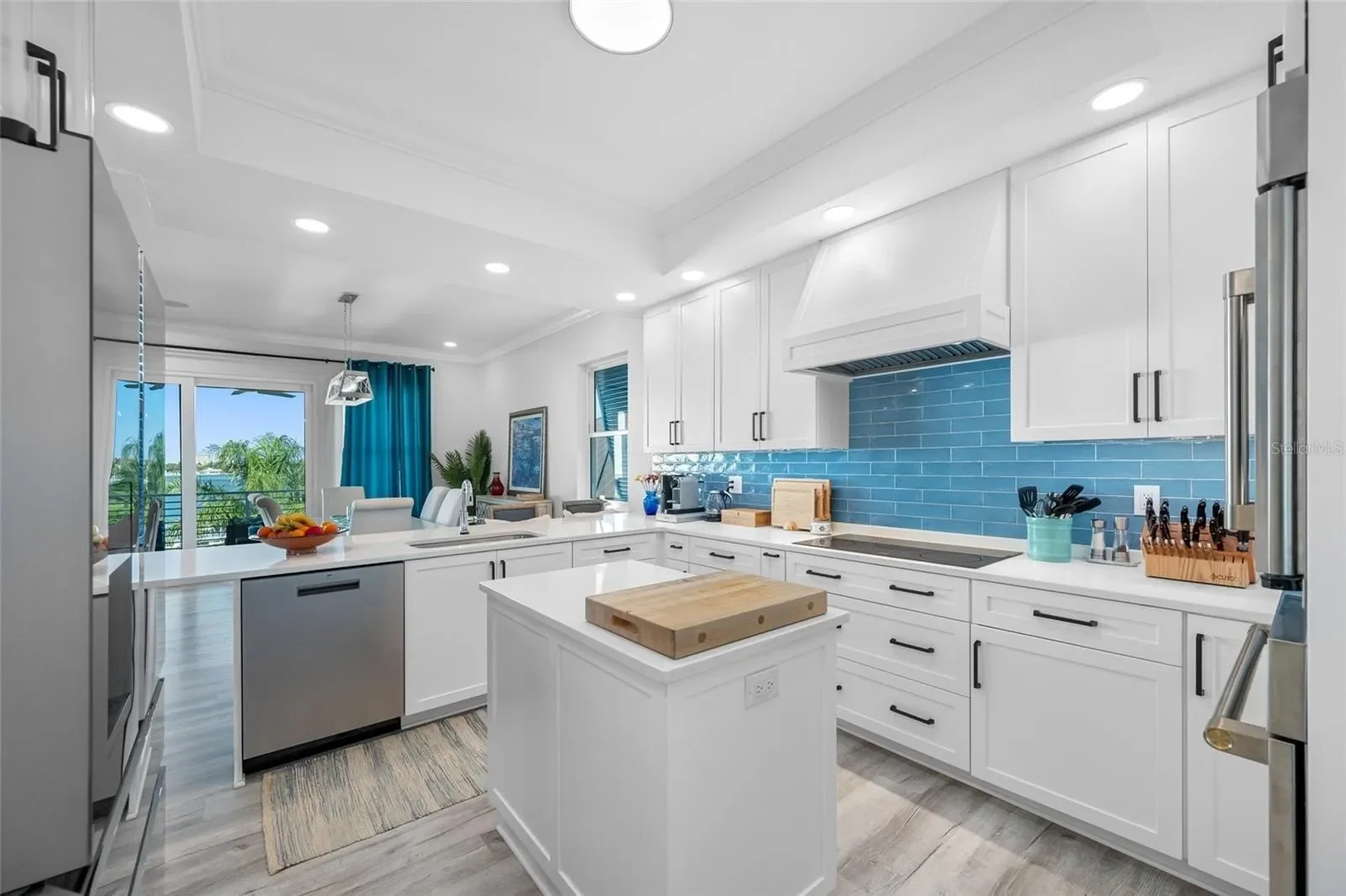 2813 KIPPS COLONY DRIVE S, ST PETERSBURG, FL, 33707, USA, St. Petersburg, Florida, United States. - Photo 3