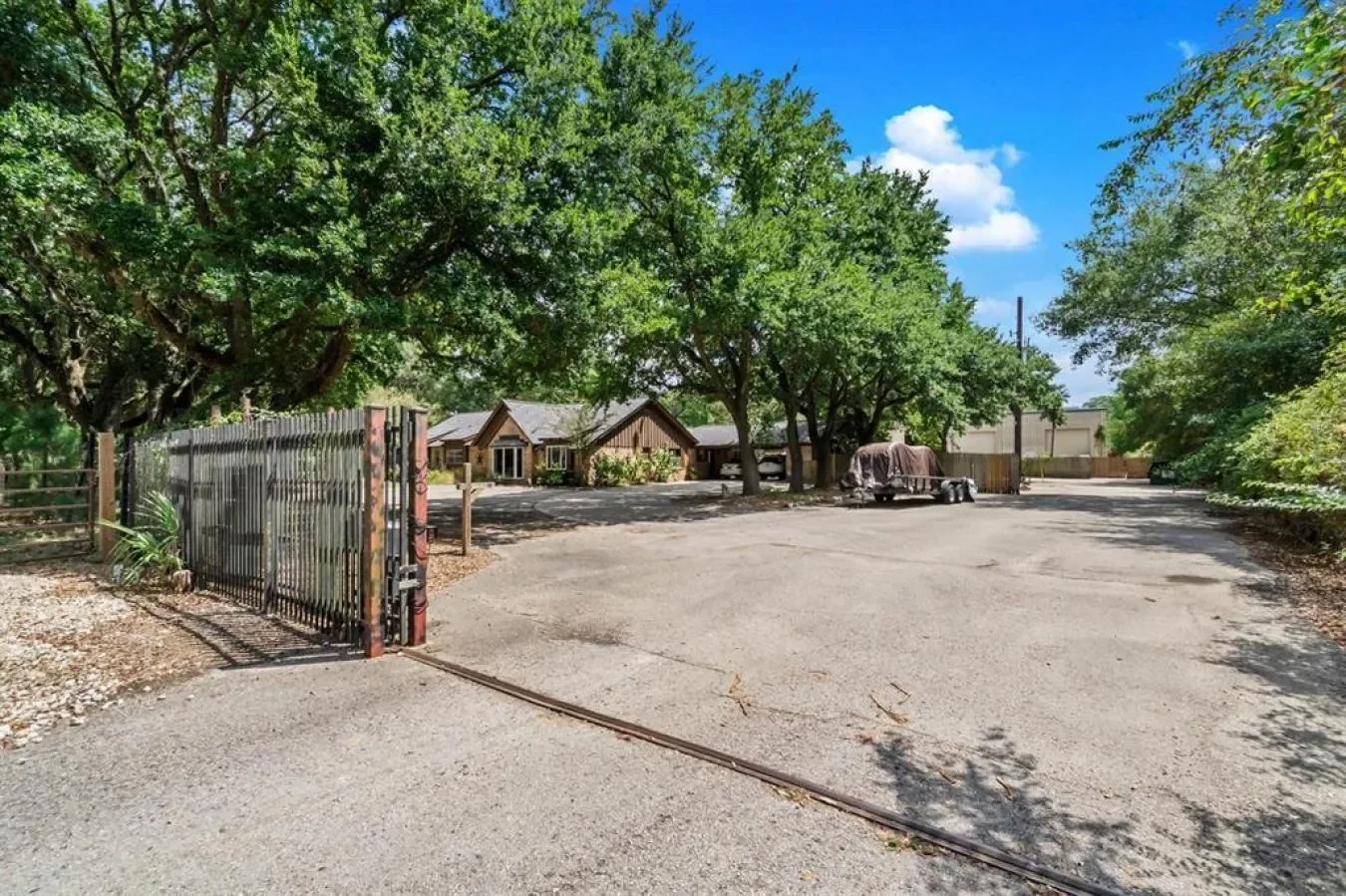 12943 Spring Cypress Road, Tomball, Texas, United States. - Photo 5