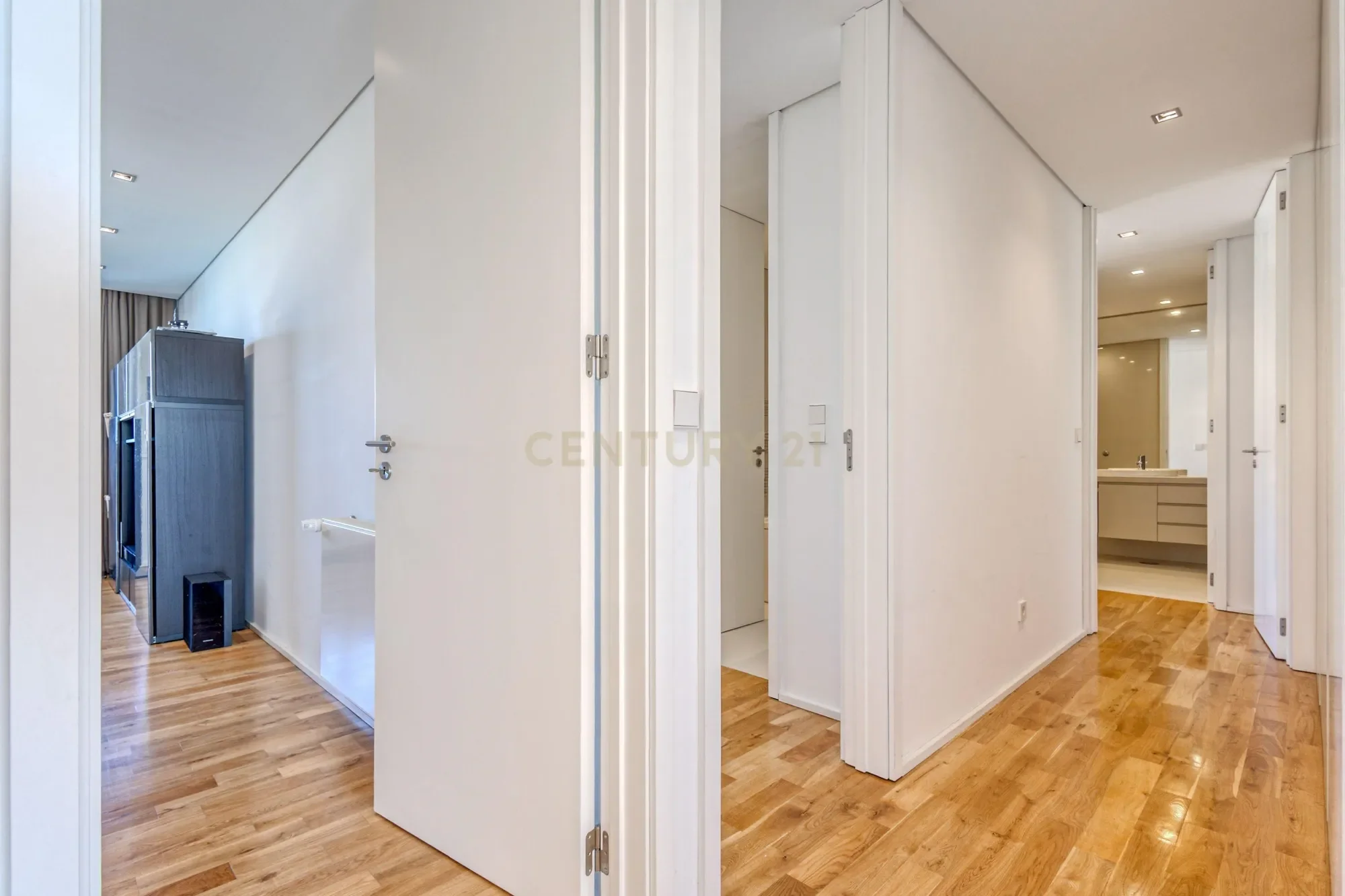 Gallery photo 4