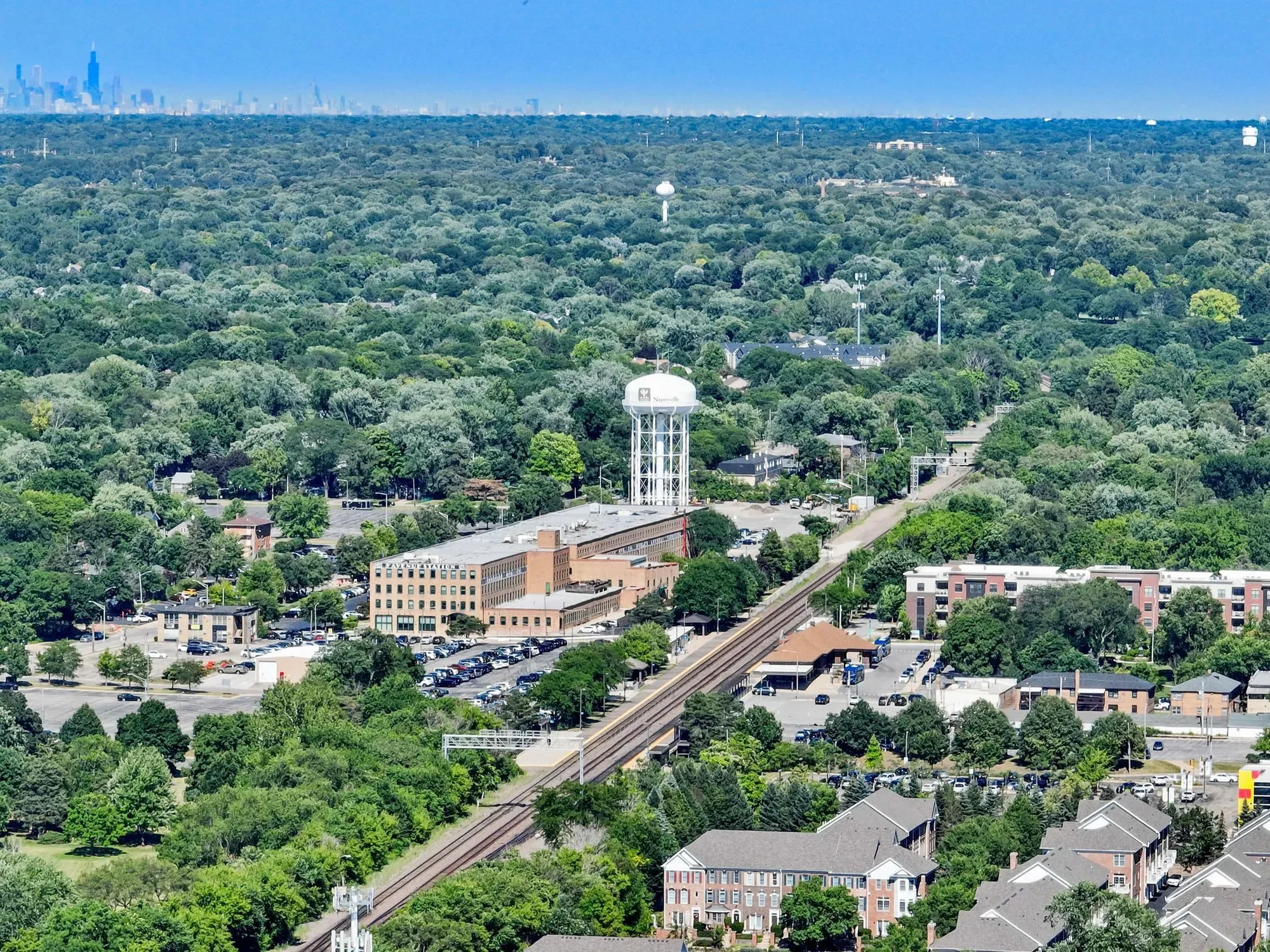 107 S Webster Street , Naperville, IL 60540, Naperville, Illinois, United States. - Photo 16