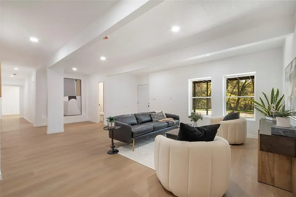 2510 Gladiolus Lane, Dallas, Texas, United States. - Photo 24