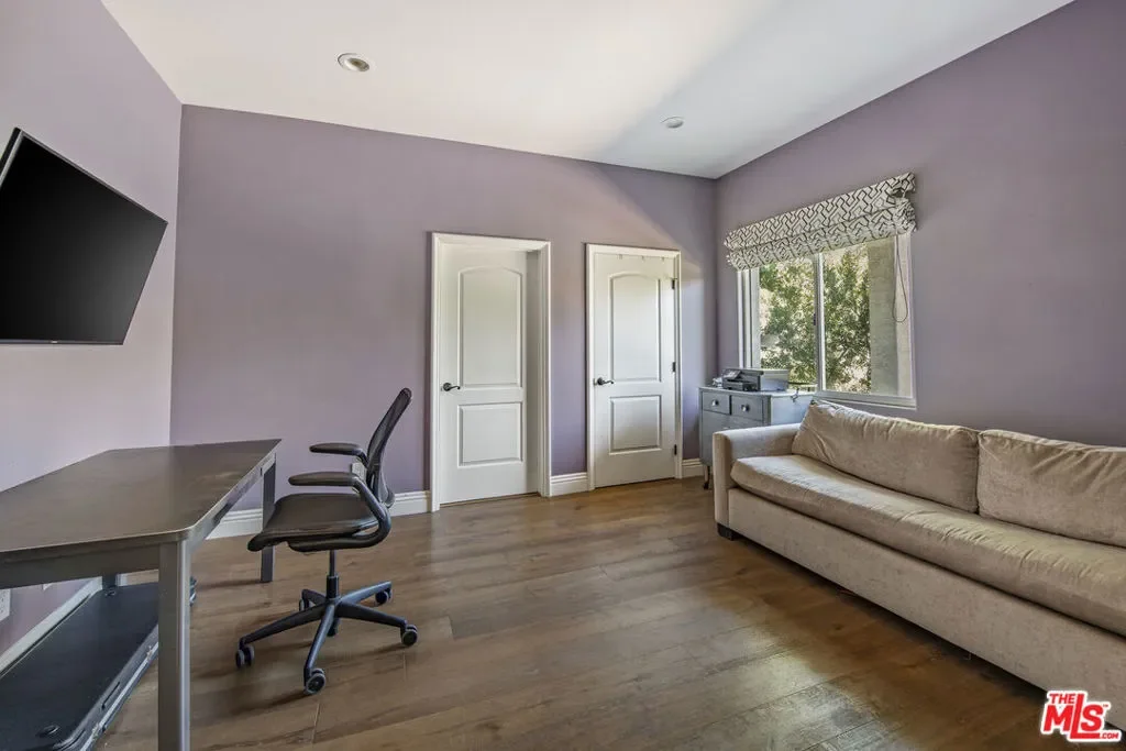 1000 S Citrus Avenue, Los Angeles, California, United States. - Photo 23