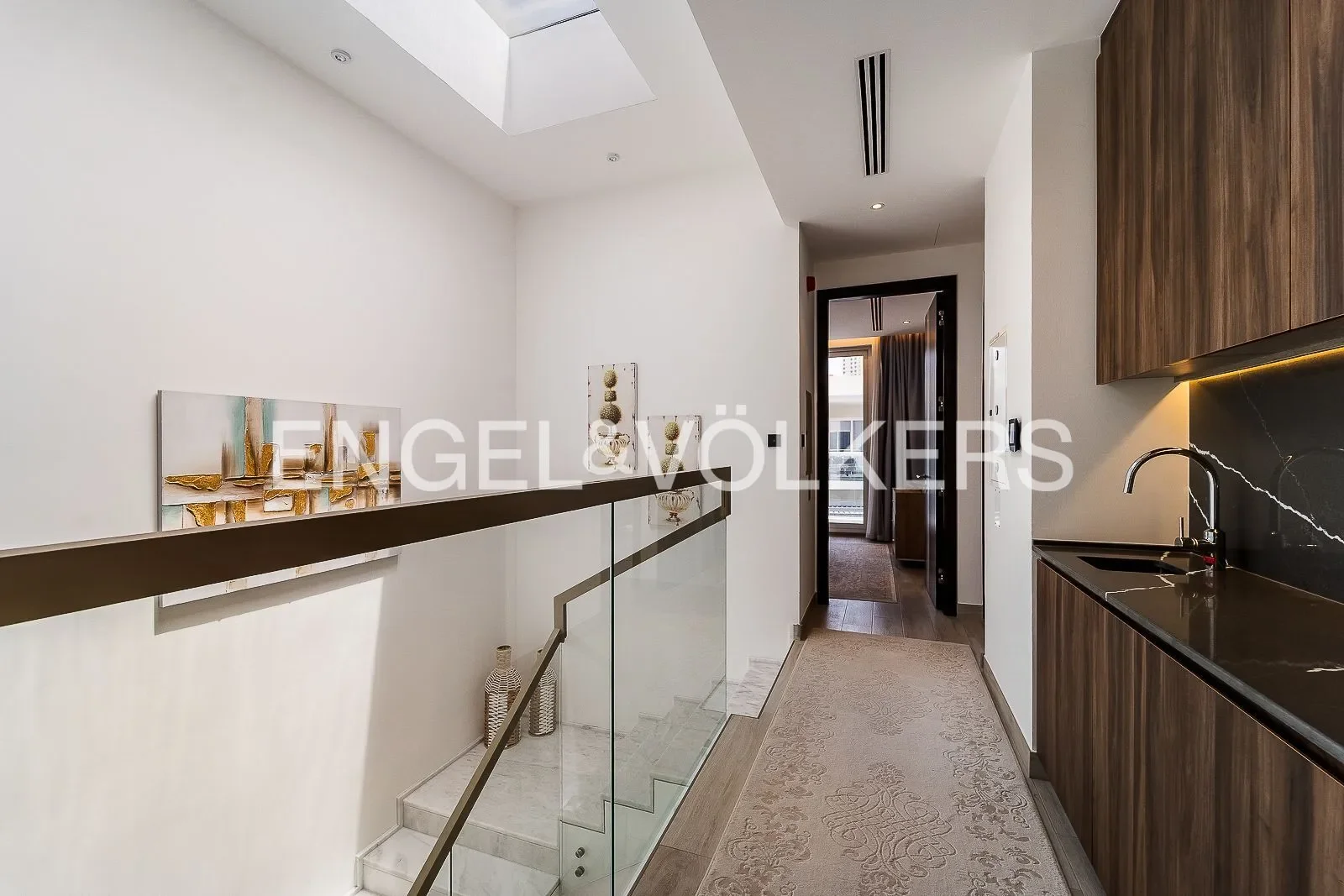 Gallery photo 6