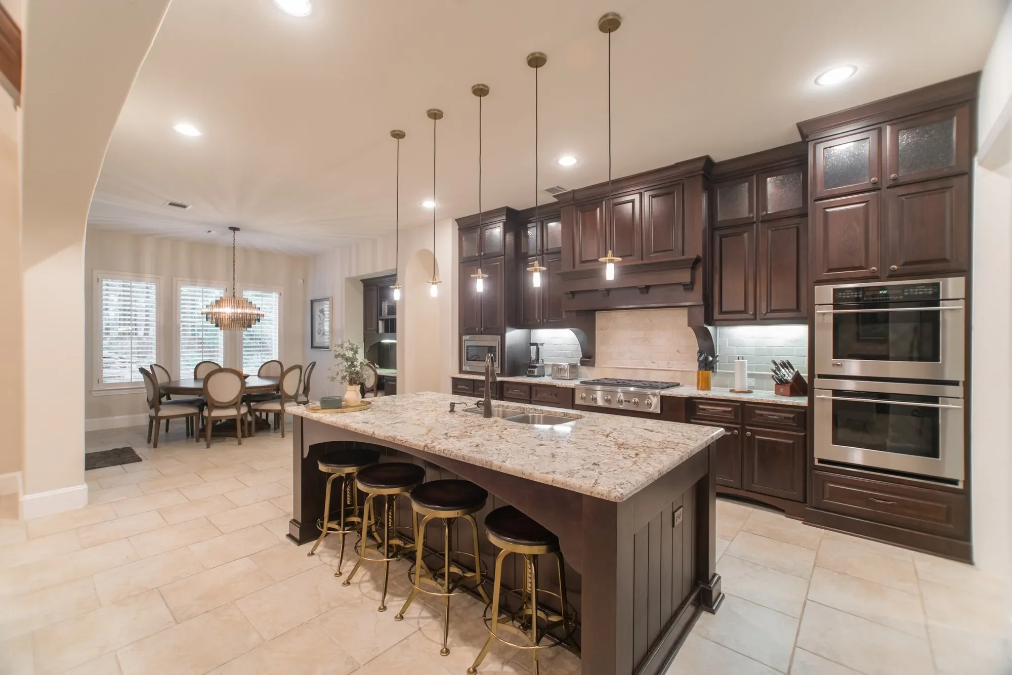46 S Shasta Bend Circle, The Woodlands, TX 77389, The Woodlands, Texas, United States. - Photo 6