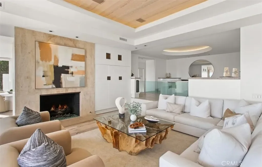 1535 Dolphin Terrace, Newport Beach, California, United States. - Photo 37
