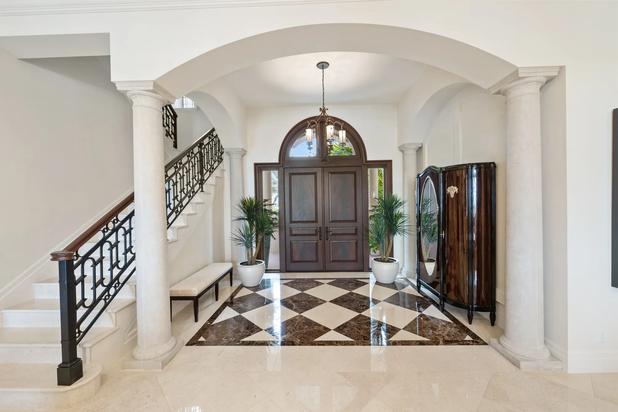 Gallery photo 2