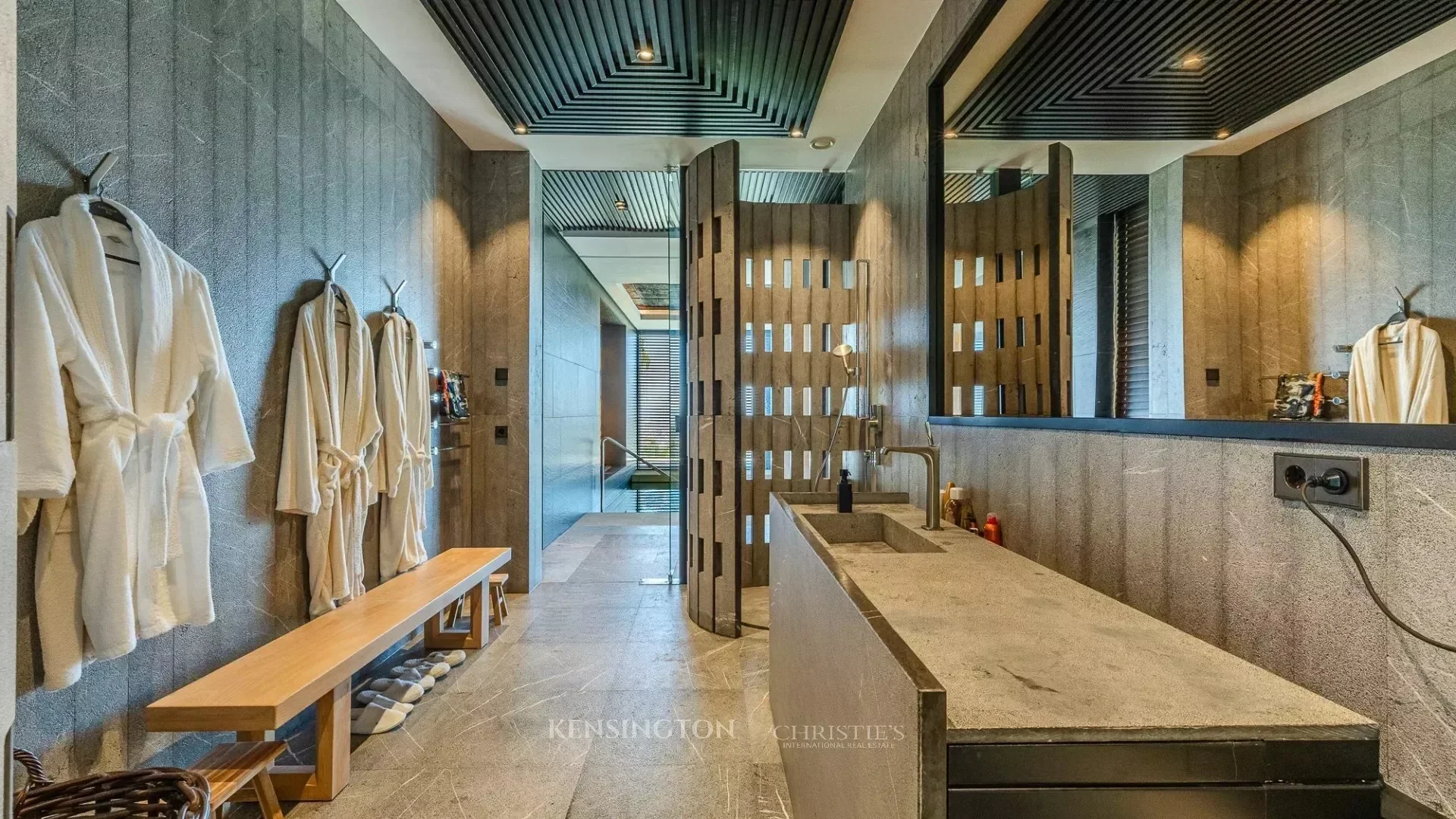 Gallery photo 8