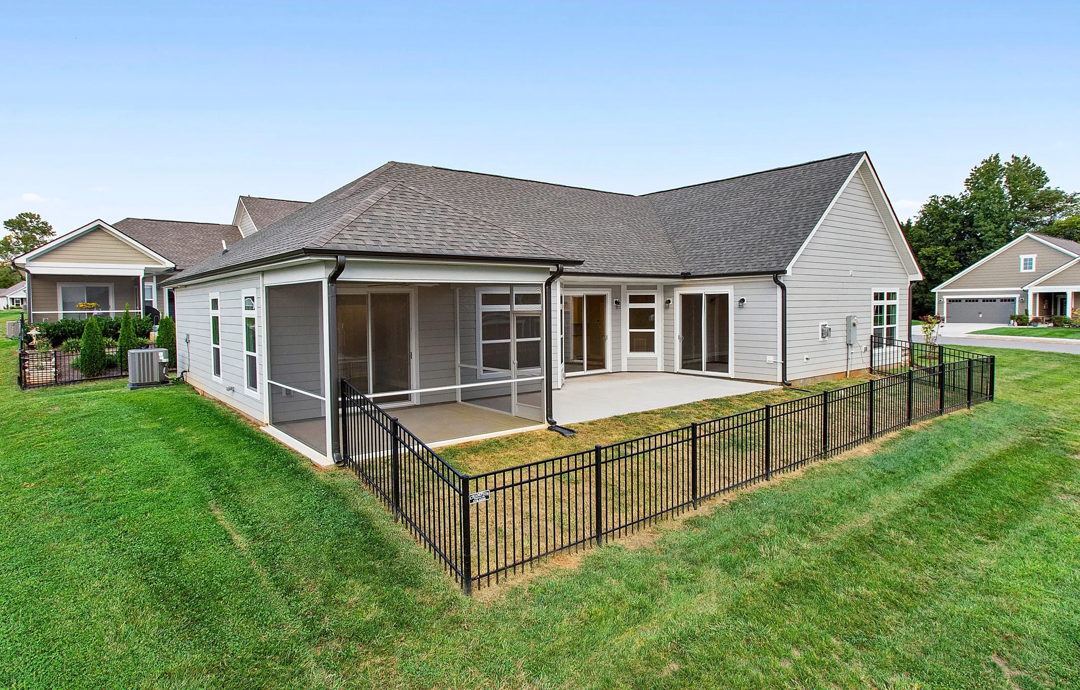 328 Cedar Branch Trail , Lenoir City, TN 37772, Lenoir City, Tennessee, United States. - Photo 31