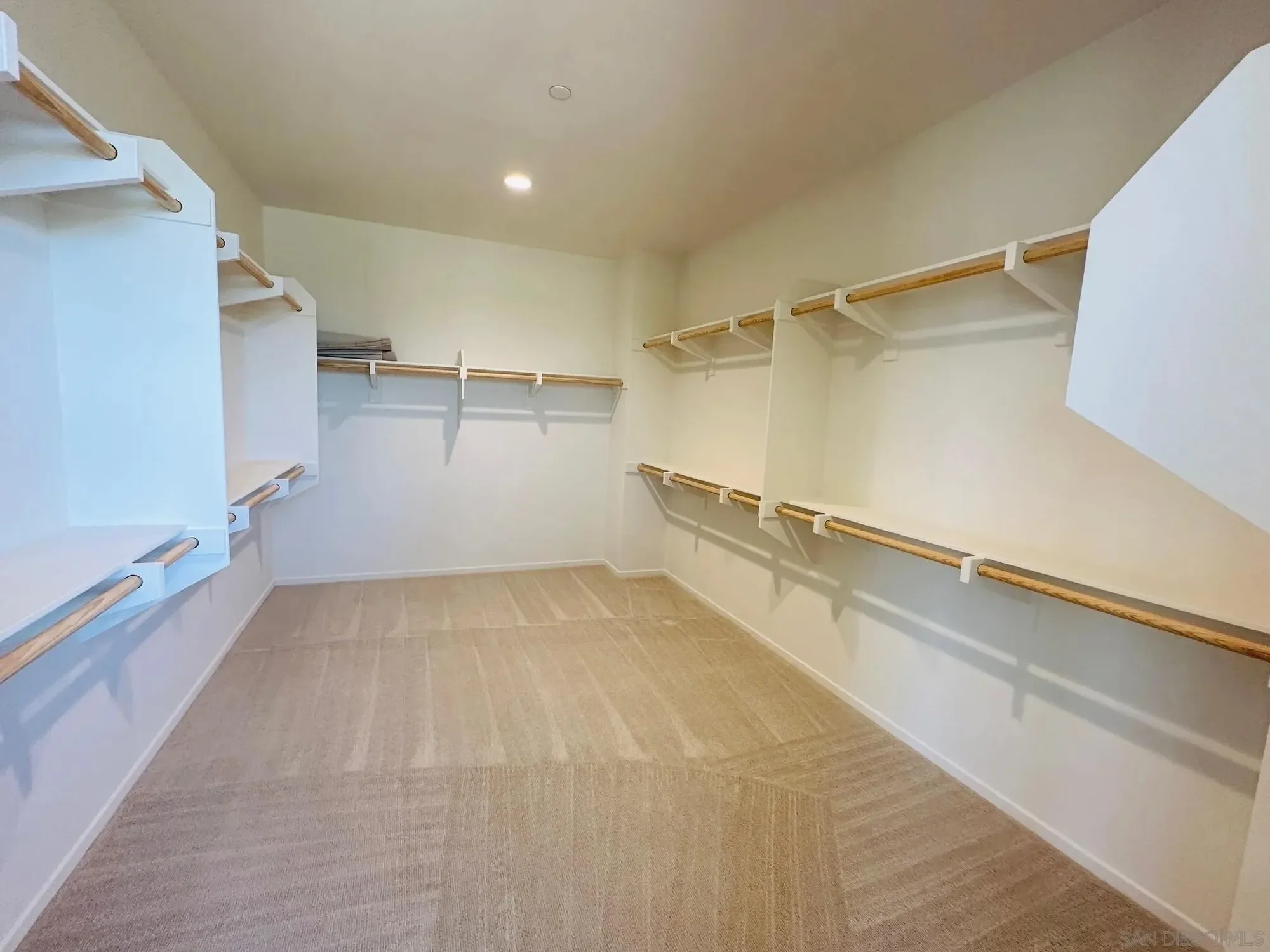 7830 La Mesa Summit Dr, La Mesa, California, United States. - Photo 5