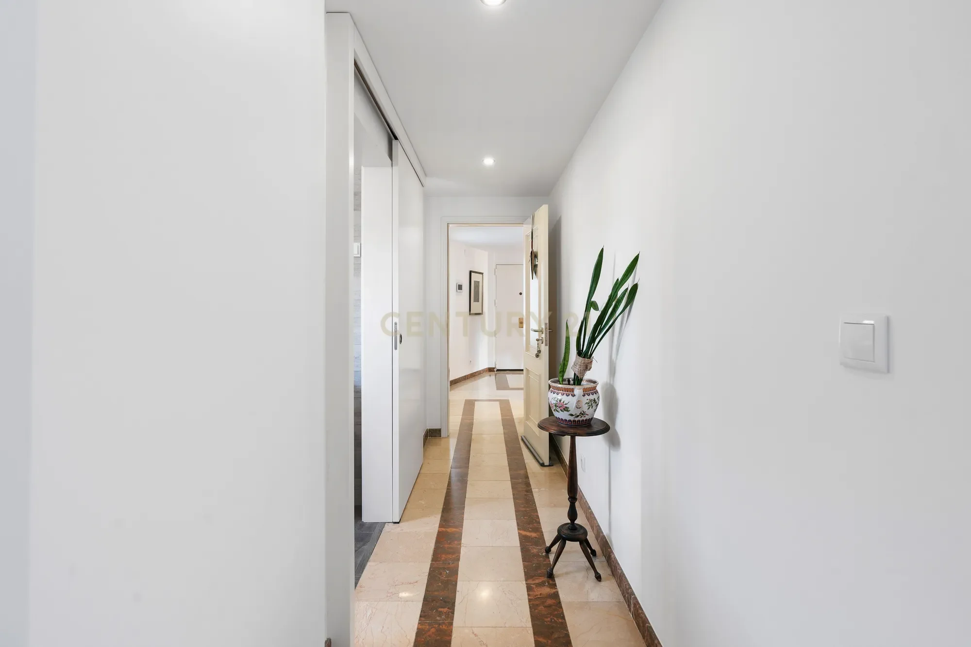 Gallery photo 7