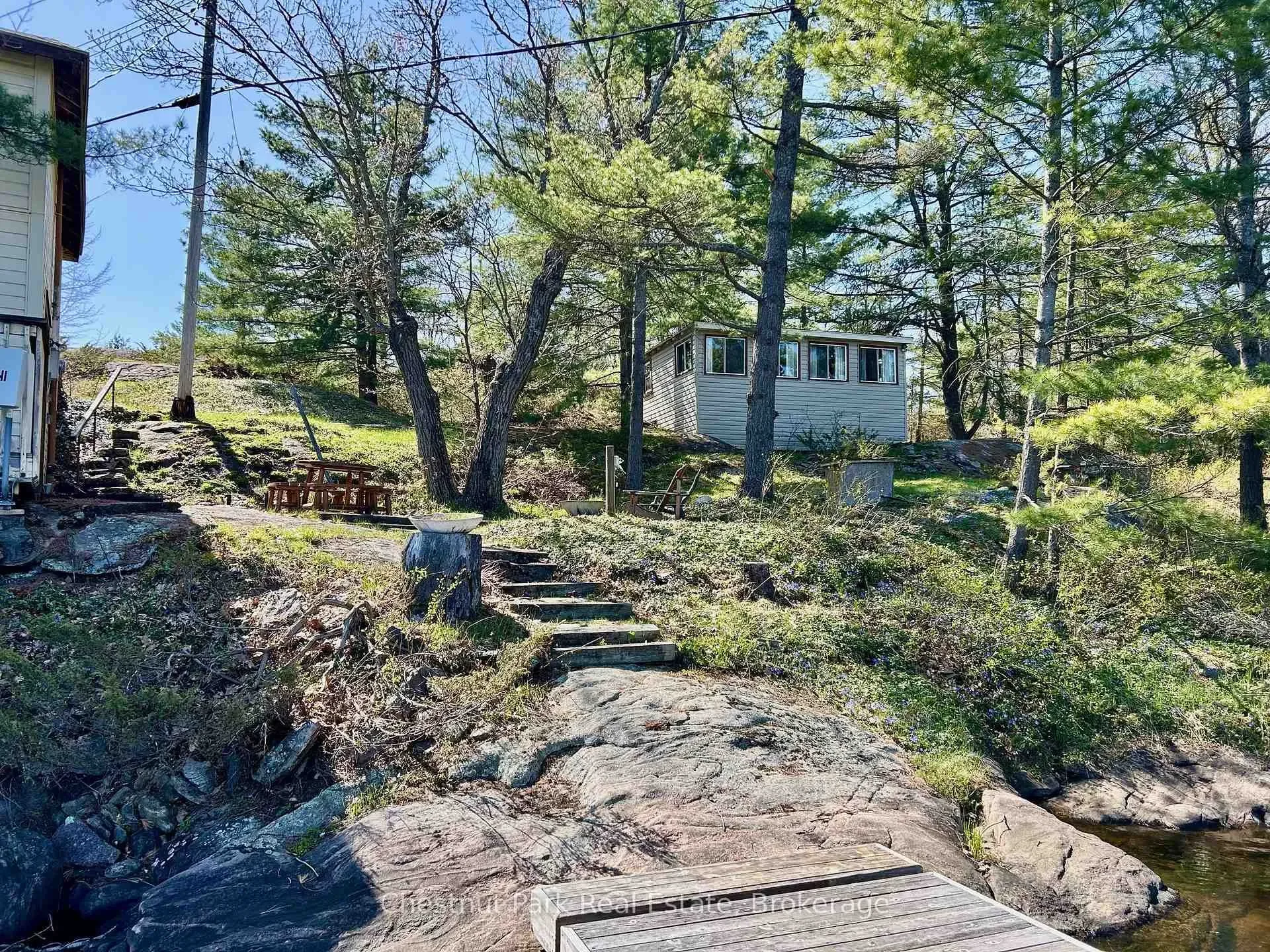 1 & 2 -1051 WIGWAM LODGE Road, Gravenhurst, Ontario, Canada. - Photo 12