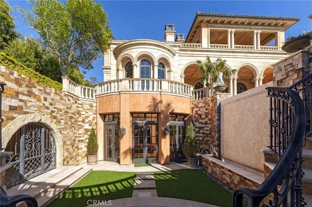 12 Skyridge, Newport Beach, California, United States. - Photo 18