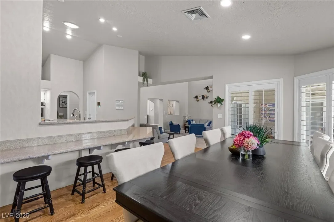 7471 Darby Avenue, Las Vegas, Nevada, United States. - Photo 41