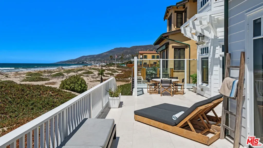 30718 Pacific Coast Highway, Malibu, California, United States. - Photo 37