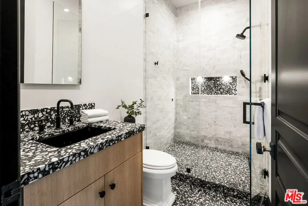 10932 Savona Road, Los Angeles, California, United States. - Photo 48
