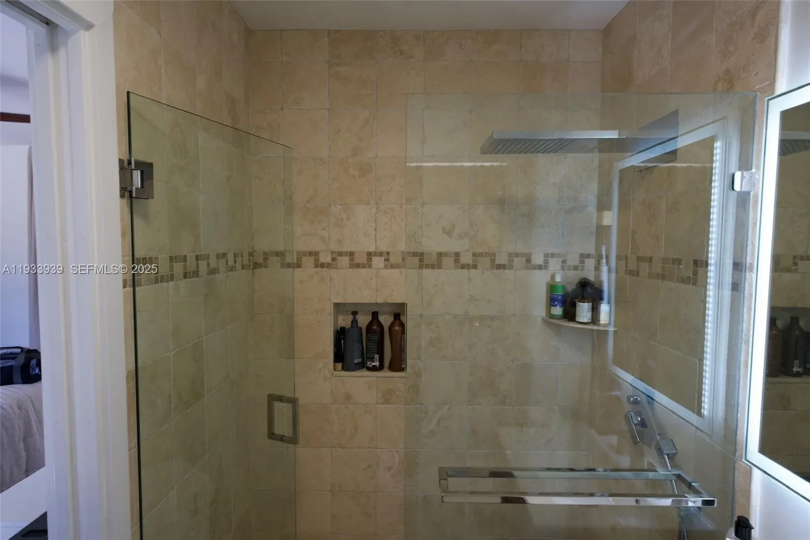 Gallery photo 7