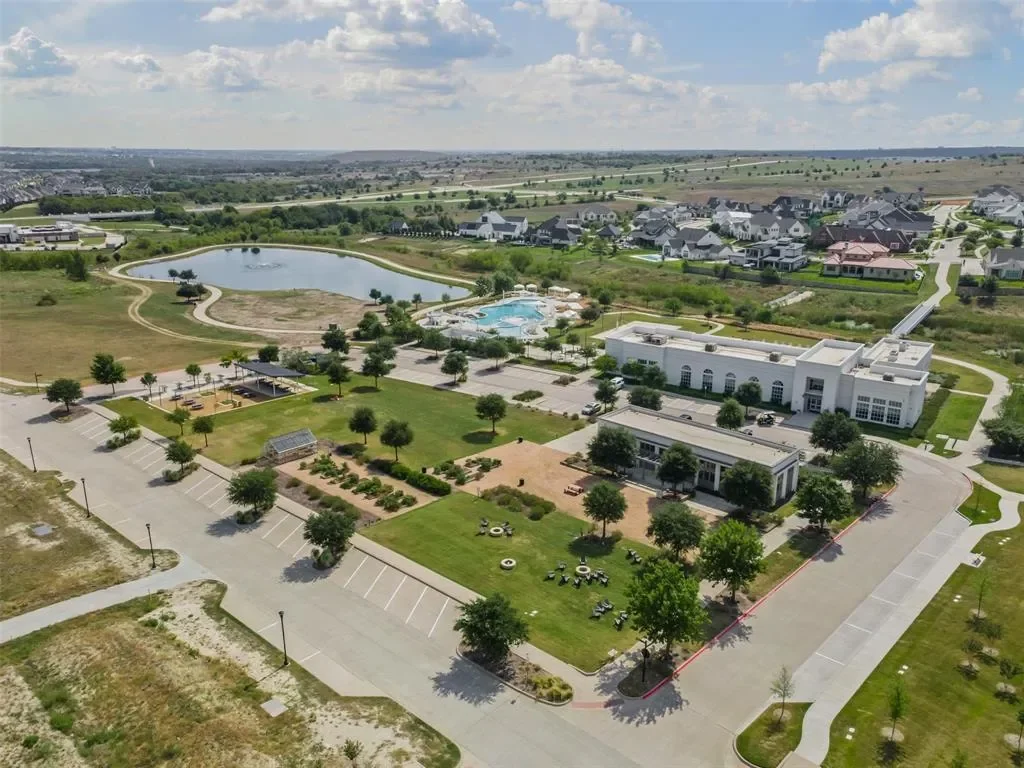 14201 Chamberlain Court, Fort Worth, Texas, United States. - Photo 31