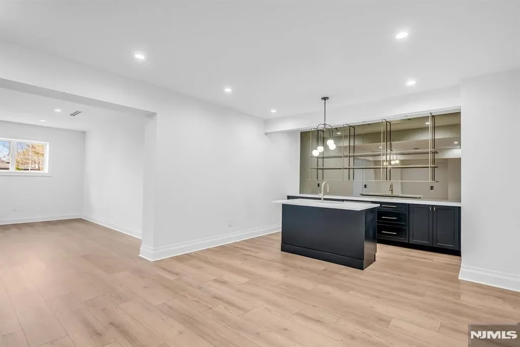 121 Jacquelin Avenue, Ho-Ho-Kus, New Jersey, United States. - Photo 37