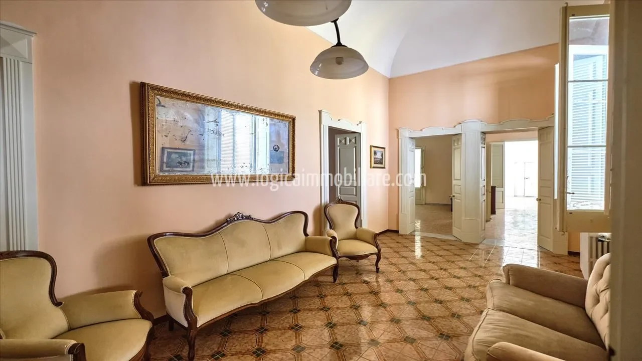 Gallery photo 1
