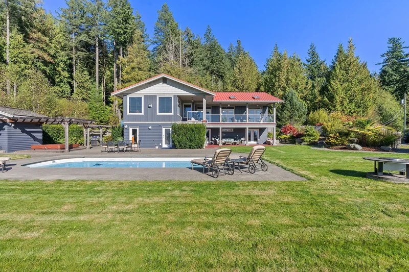 2440 Sunshine Coast Highway, Roberts Creek, BC V0N 2W5, Roberts Creek, British Columbia, Canada. - Photo 41