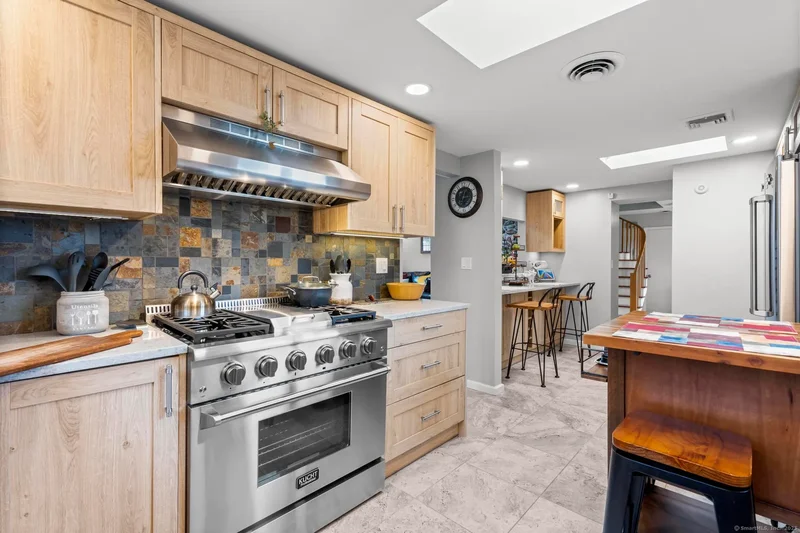 94 Summer Island Road, Branford, CT 06405, Branford, Connecticut, United States. - Photo 10