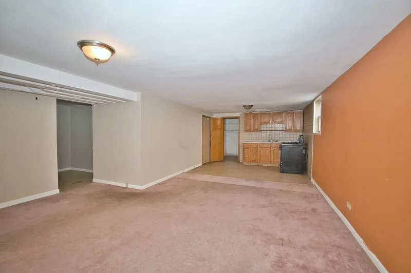 6522 N Spaulding Avenue, Lincolnwood, IL 60712, Lincolnwood, Illinois, United States. - Photo 59