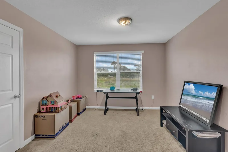 1615 Lexington Square SW, Vero Beach, Florida, United States. - Photo 6