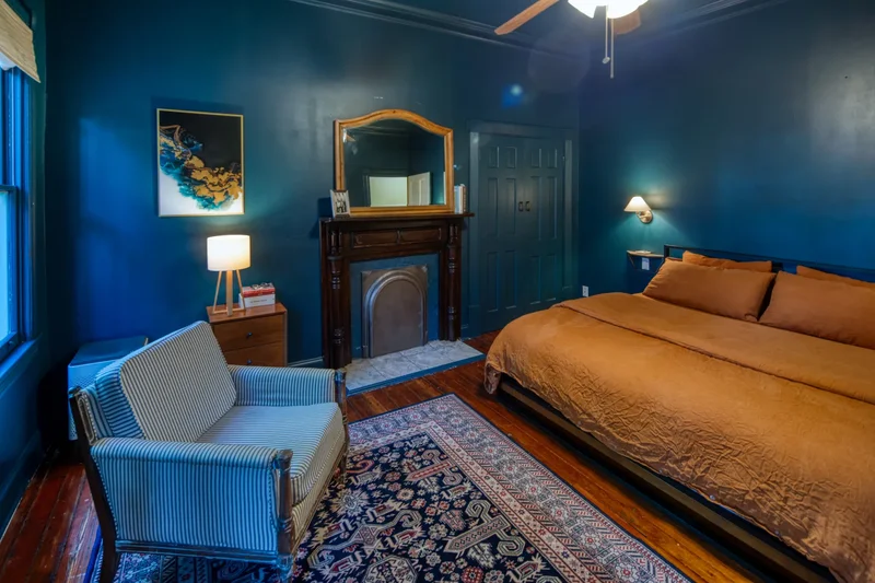 213 West Duffy Street, Savannah, GA 31401, Savannah, Georgia, United States. - Photo 35