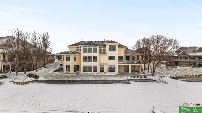 25016 Emile Circle, Waterloo, NE 68069, Waterloo, Nebraska, United States. - Photo 54
